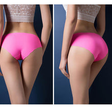 Lade das Bild in den Galerie-Viewer, 3-Pack Solid Seamless Nylon Panties
